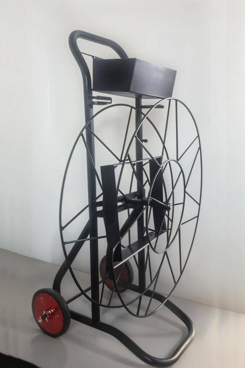 Carrito para fleje de embalaje con estructura metálica