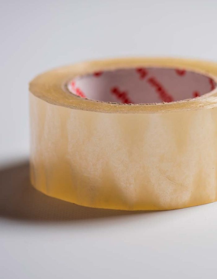 Cinta adhesiva: Protección y seguridad en cada empaque