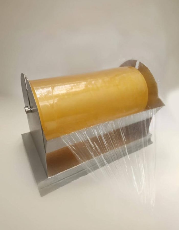 Dispensador para rollos de película plástica